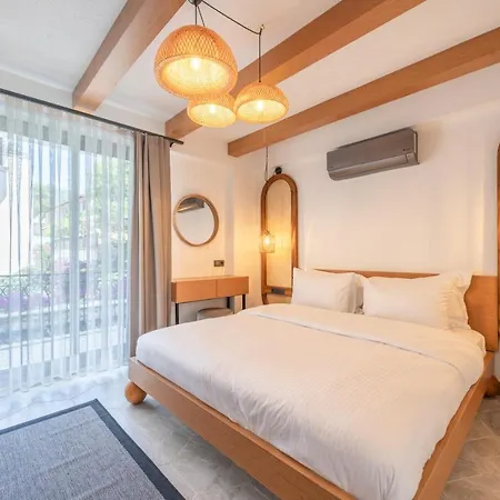 Lupia Suites Hotel