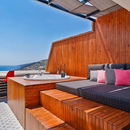 Lupia Suites Hotel